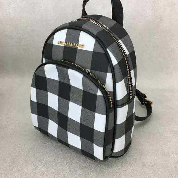 Michael Kors mini backpack - Picture 2 of 6